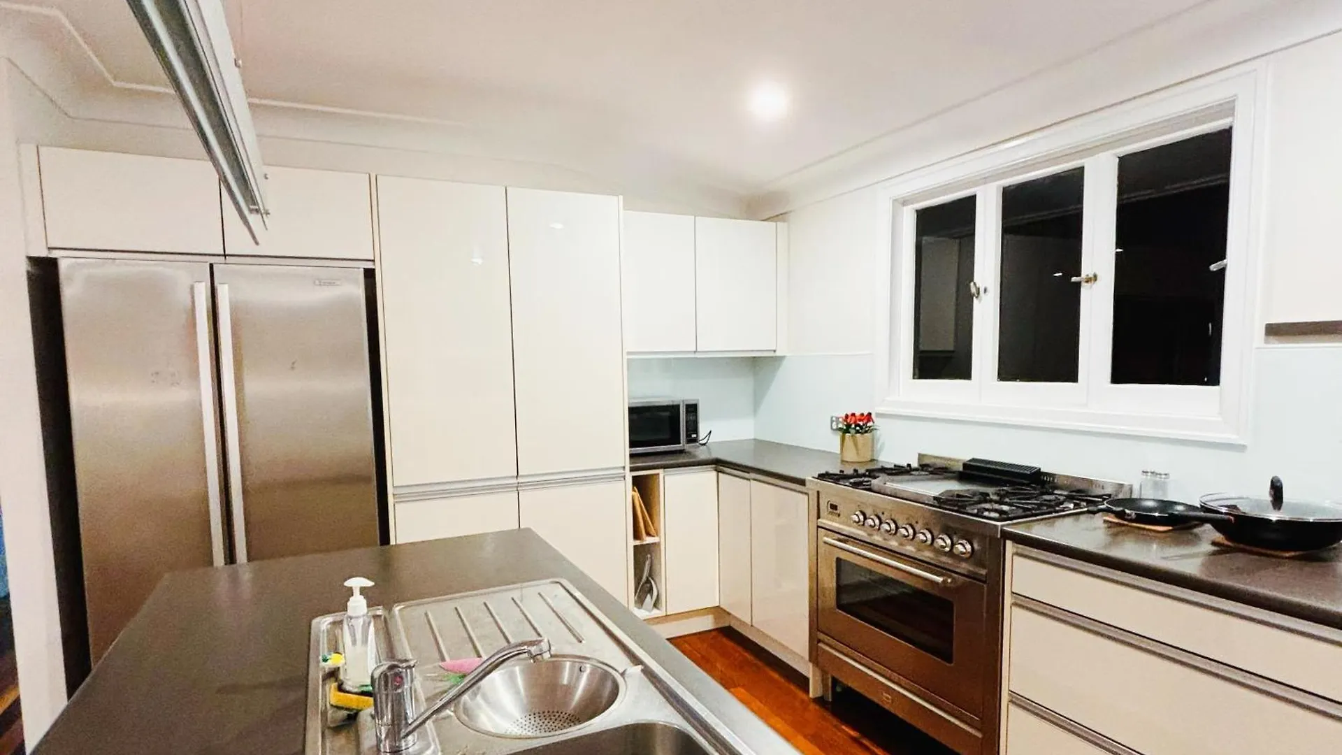 Elegant Villa Near Shopping Mall Jindalee 0*,  Australia
